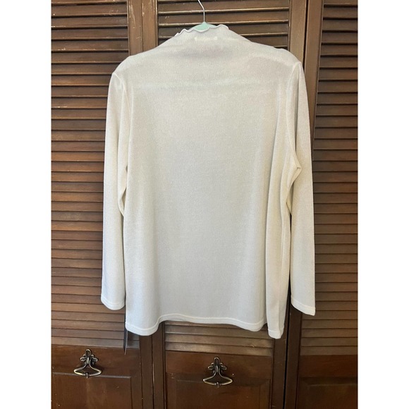 TRISHA TYLER Women's Plus Size Blouse Cream/Pearls (size 1X) - Picture 8 of 13